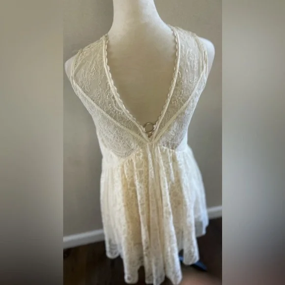 Free People Dint you Dare ivory Lace Sleeveless Dress size s/p - Picture 8 of 10
